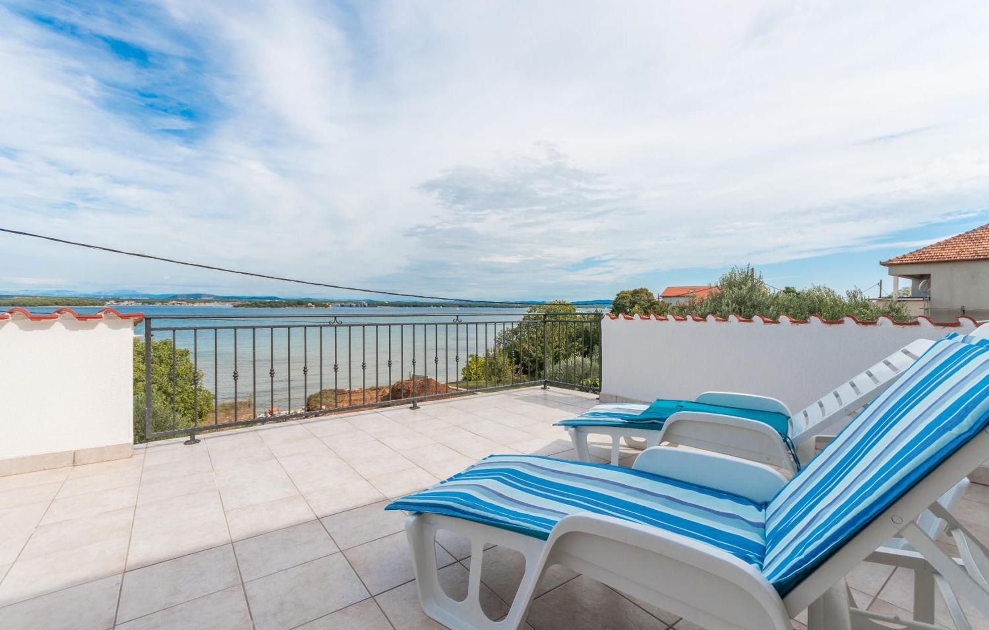 Apartment Blazenka - 20M From The Sea Tkon Esterno foto